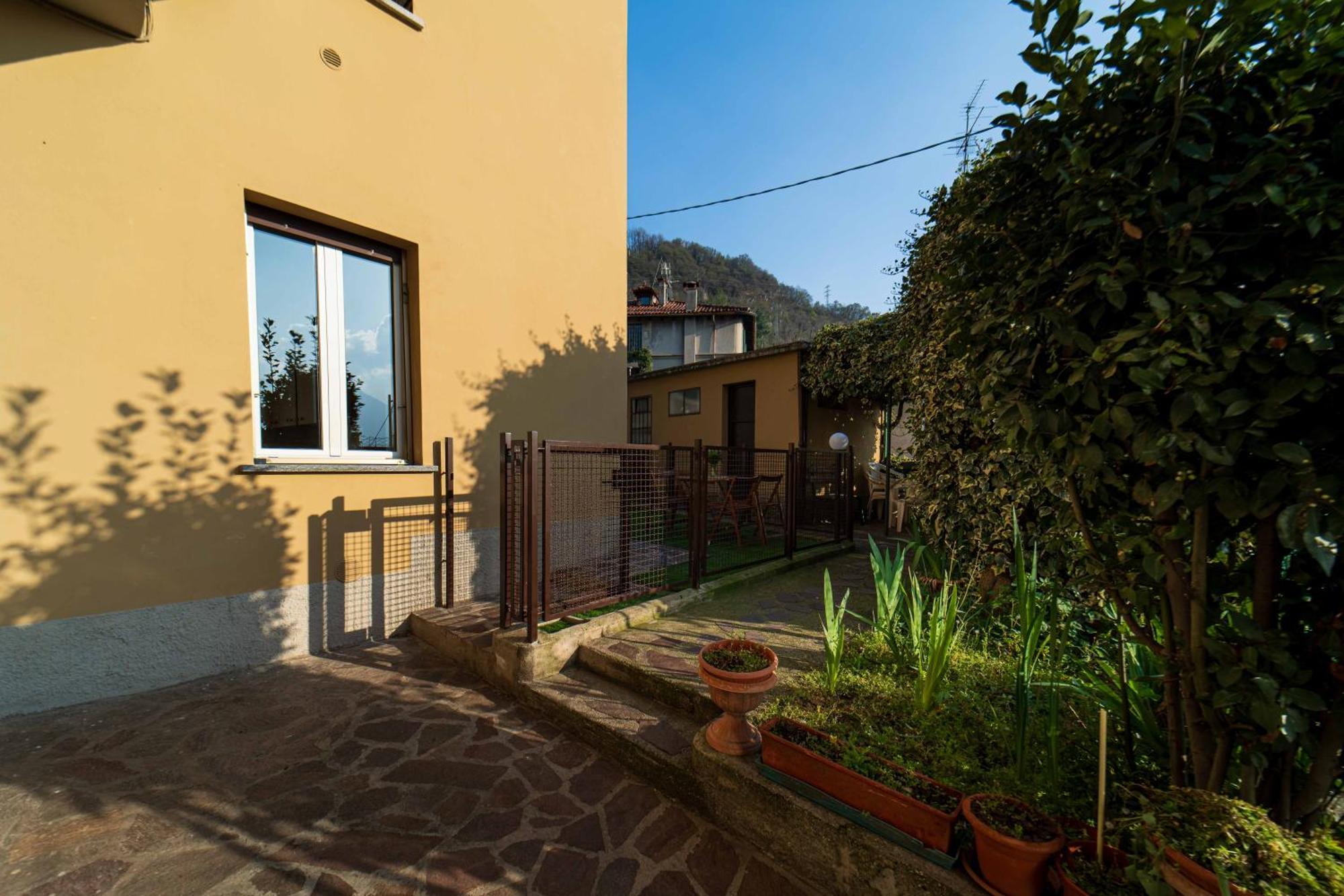 Appartamento Moonlight - Lecco Getaway Esterno foto